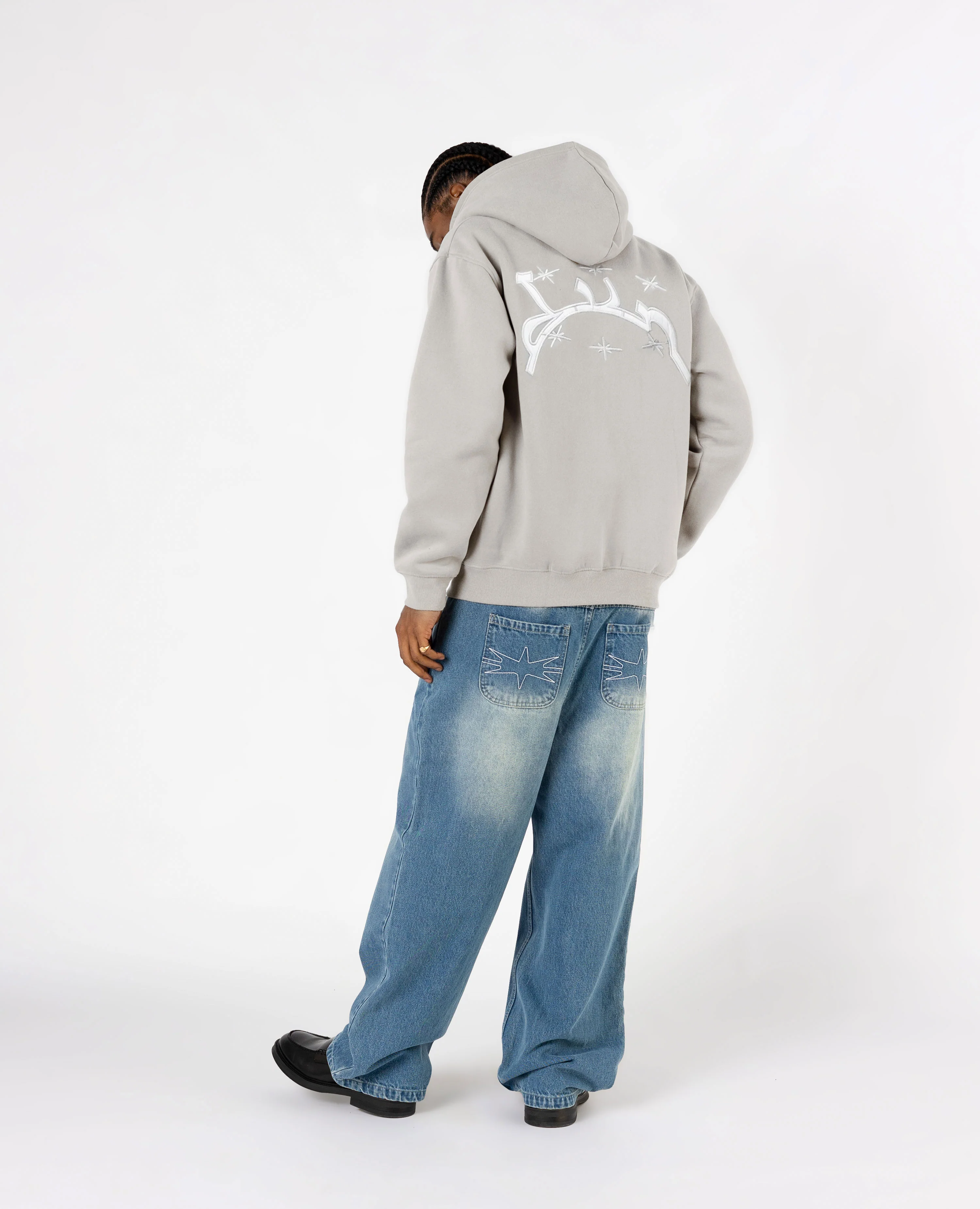 GREY CURB HOODIE - Image 3