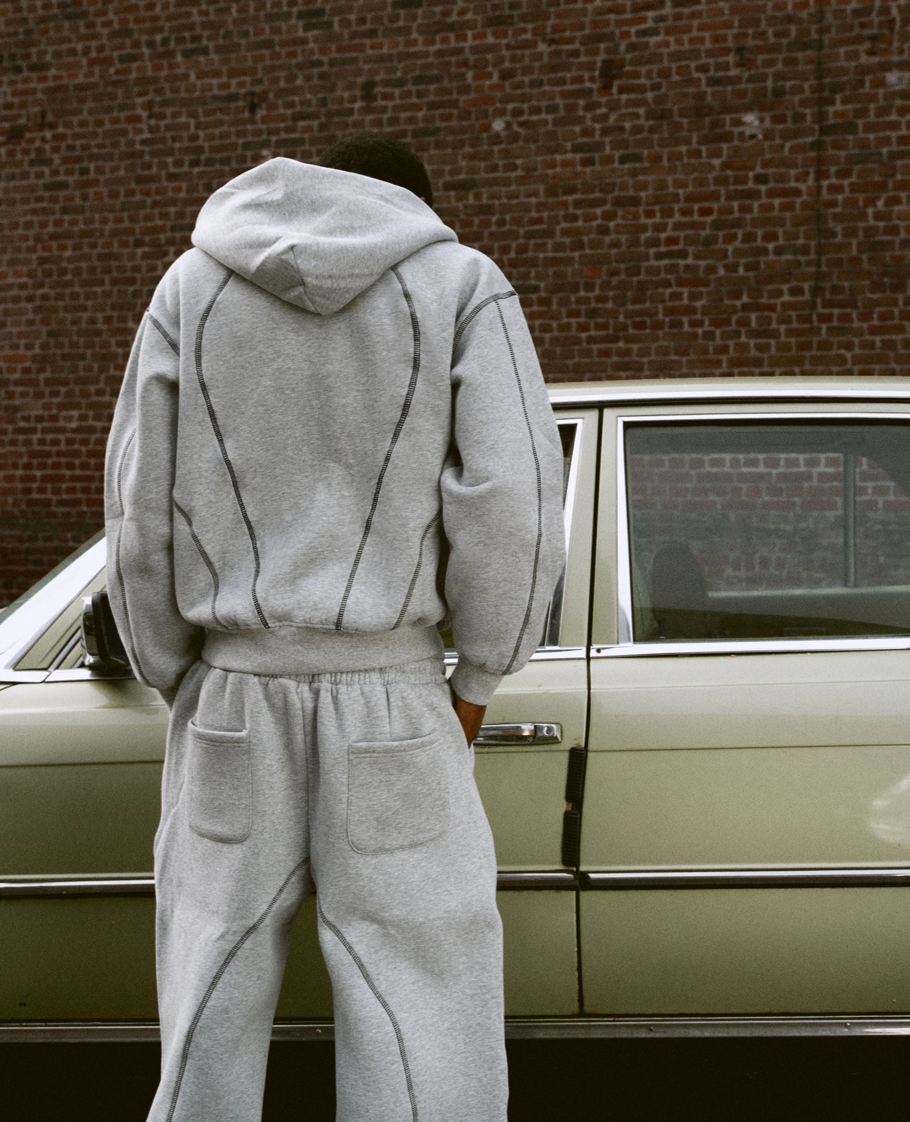 GREY LINE ZIP - Image 9