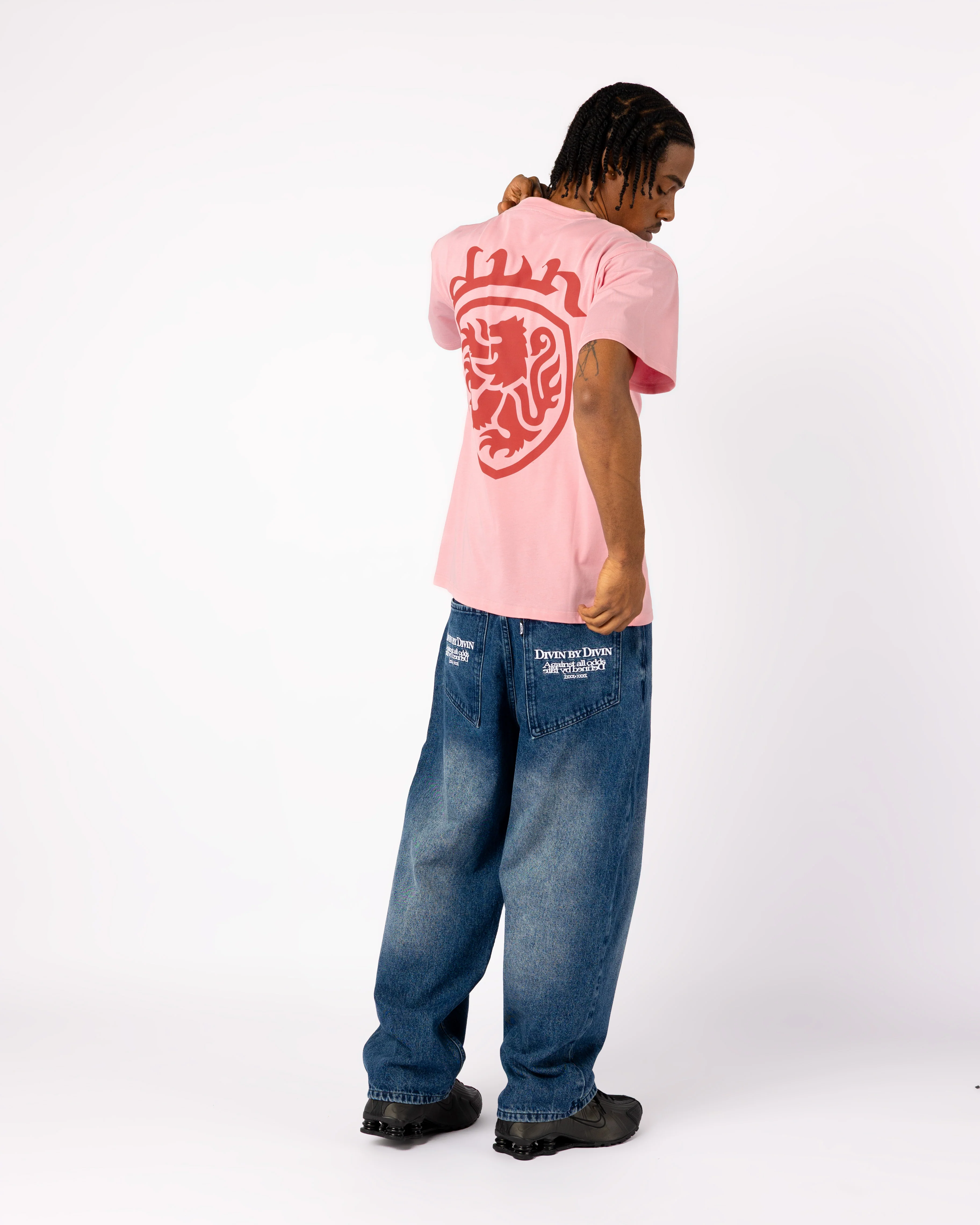 PINK COAT-OF-ARMS T-SHIRT - Image 4