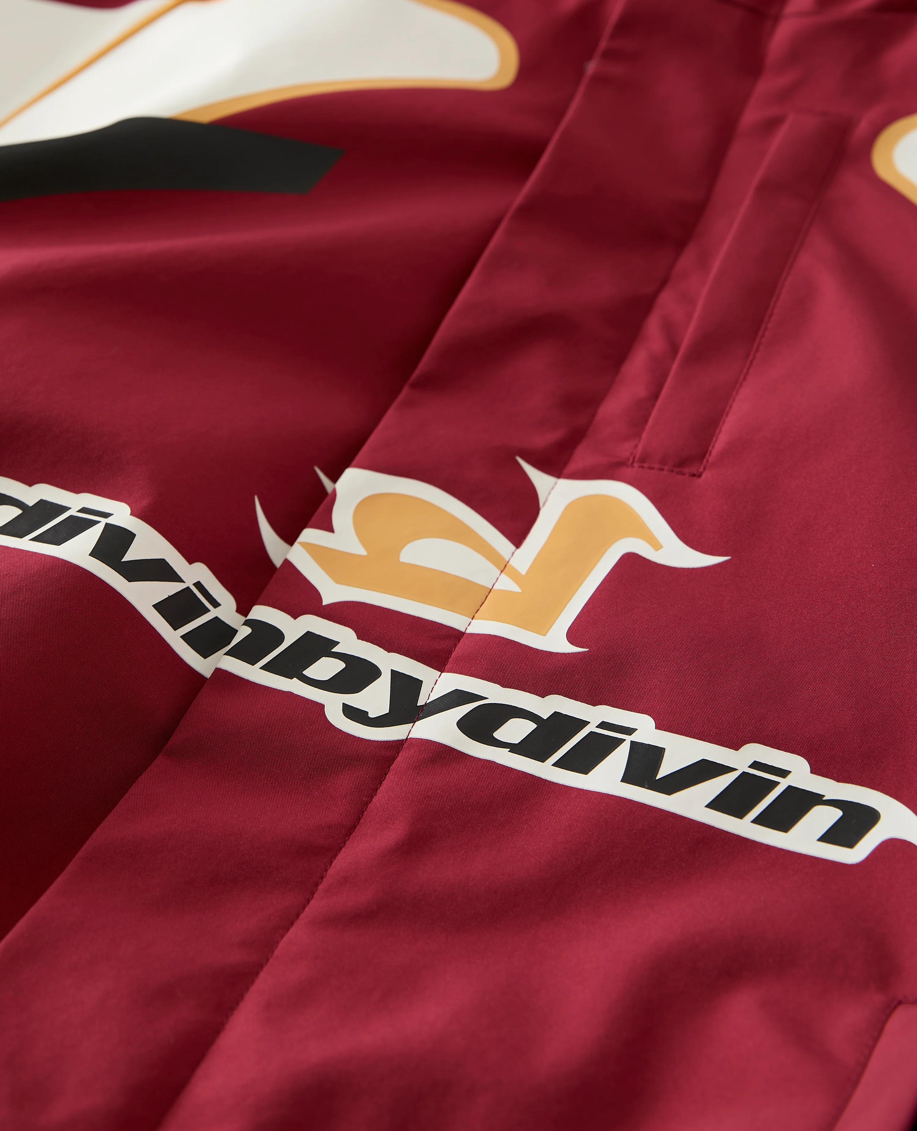 RED 6SNOW VEST - Image 4