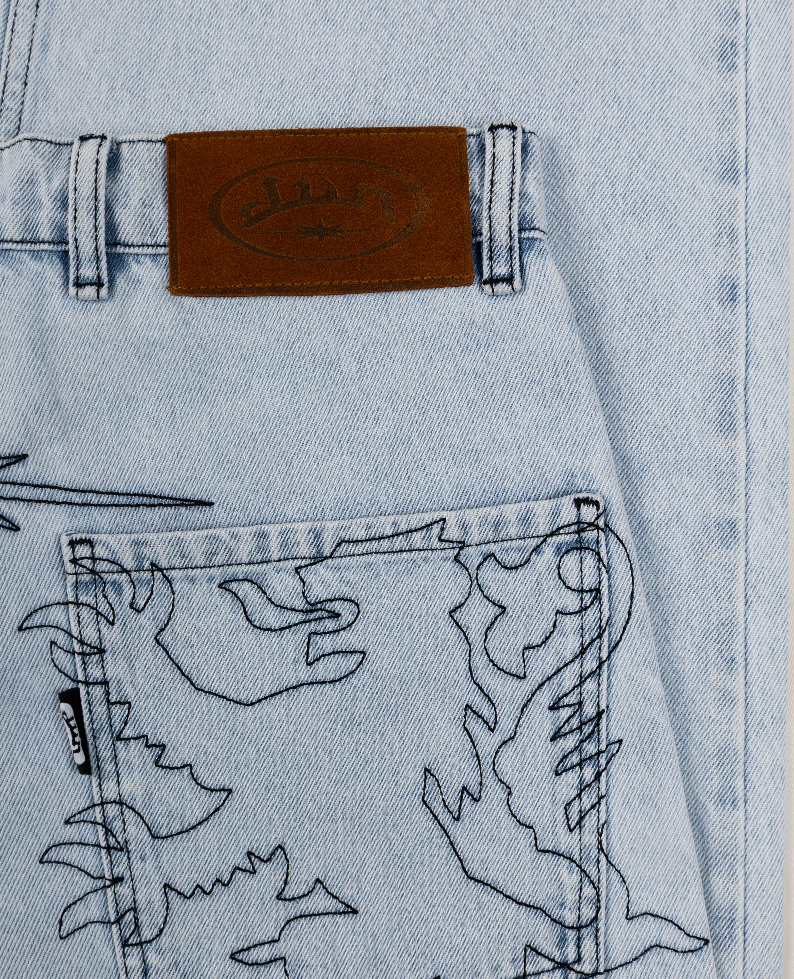 WASHED BEAST DENIM - Image 4