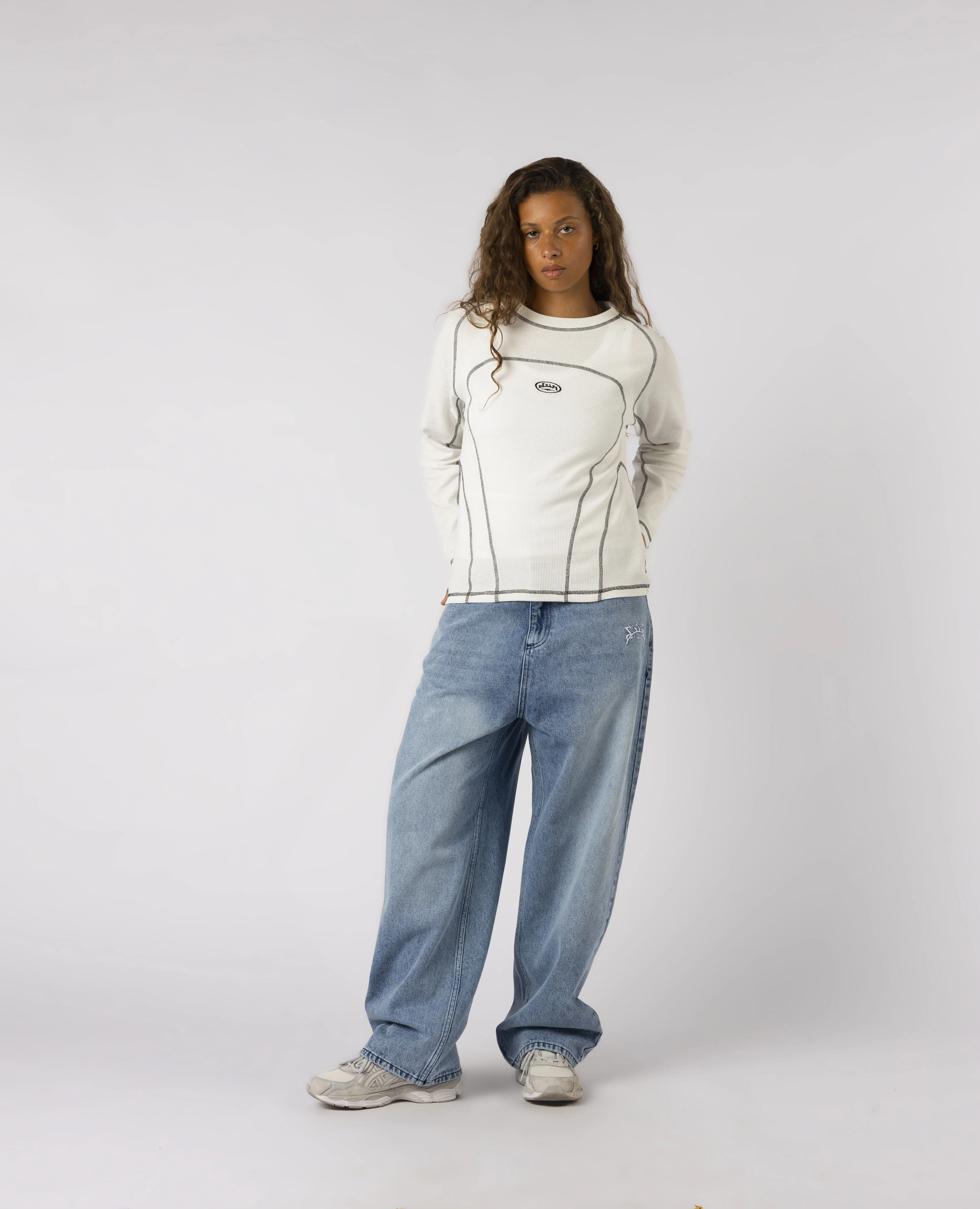 WHITE LINES THERMAL - Image 4